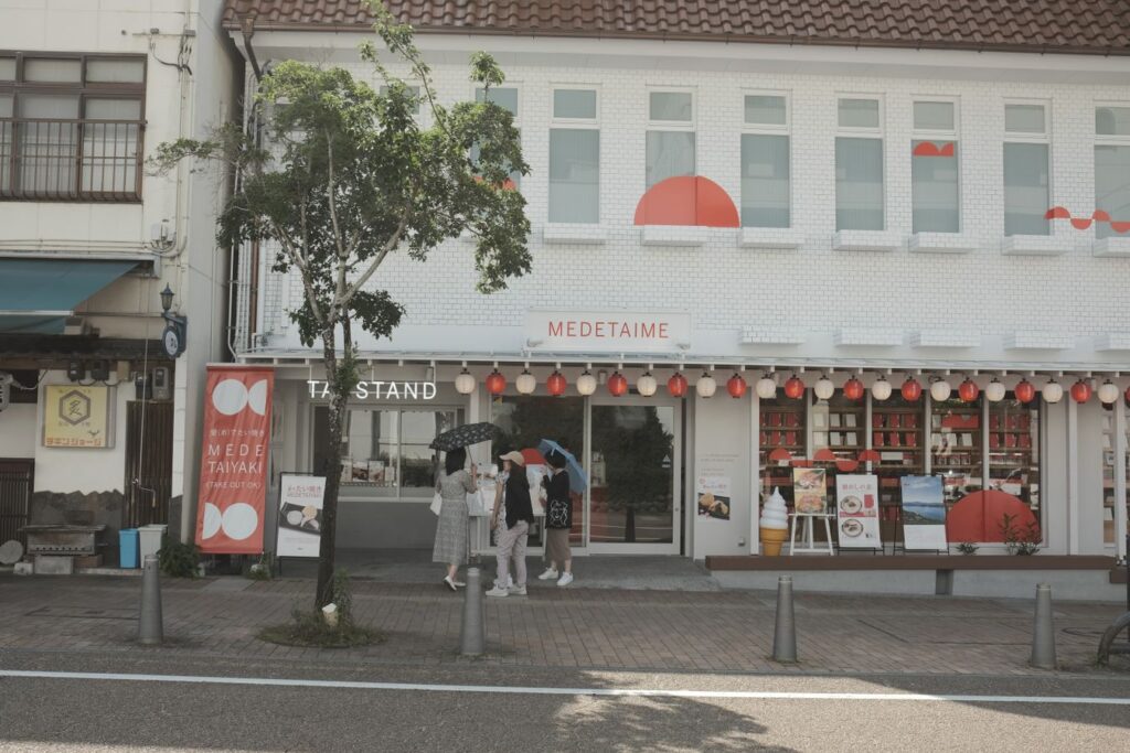 【日吉・三田・SFC】キャンパス周辺の店舗が慶應生をリピーターにするための3つの集客・販促施策